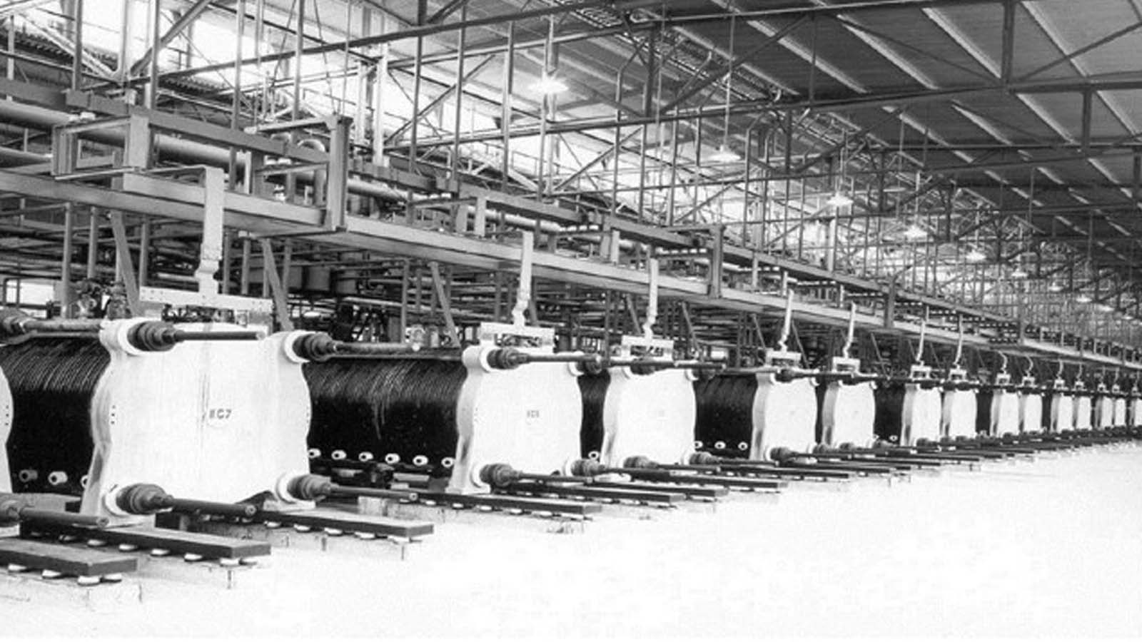 Historisches Bild eines Elektrolyseurs im Yara Glomfjord